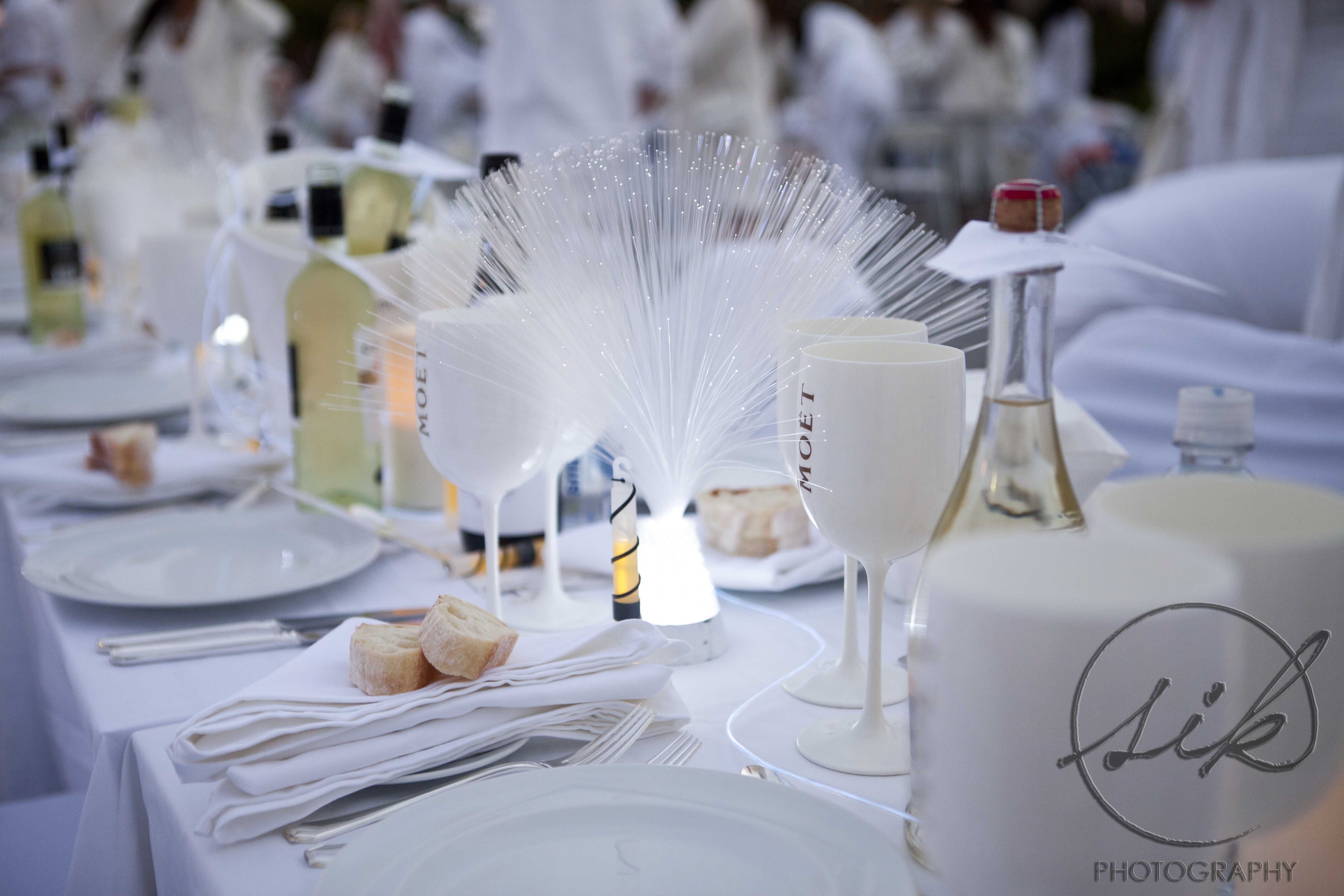 Diner En Blanc Toronto table
