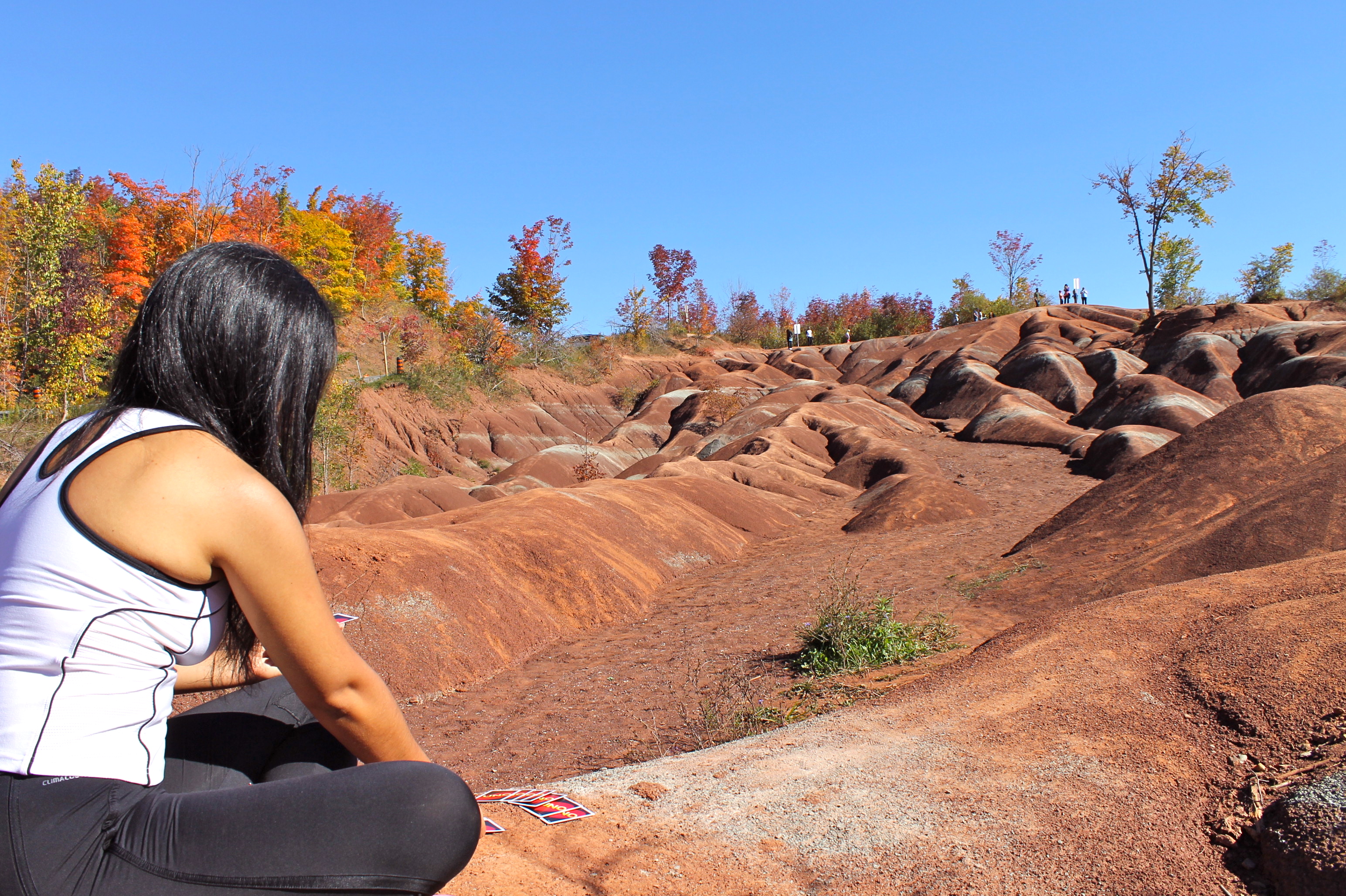 playing UNO in the badlands