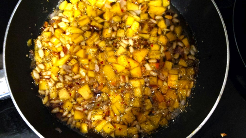 Pork Chops with Persimon® Chutney