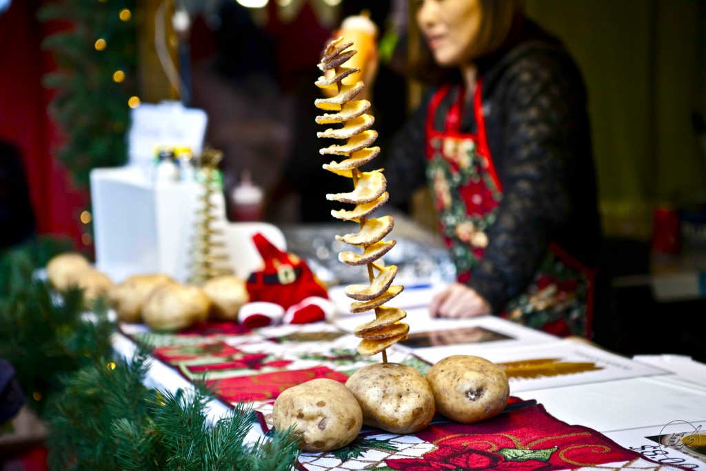 2015 Toronto Christmas Market, potato tornado, food, what to eat, toronto
