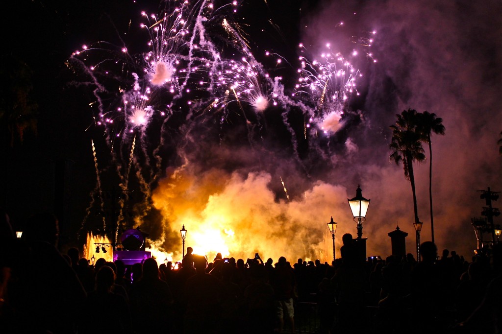 IllumiNations Epcot , fireworks, food and wine festival