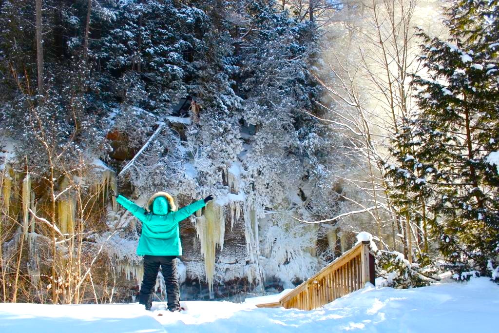 Yours Outdoors, Snowshoeing, Haliburton, Ontario, winter