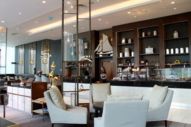 Meridian Lounge, InterContinental London, 02, best luxury hotel in London