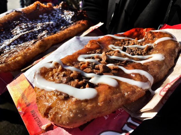 ByWard Market Ottawa, best food, what to eat in Byward Market, BeaverTails