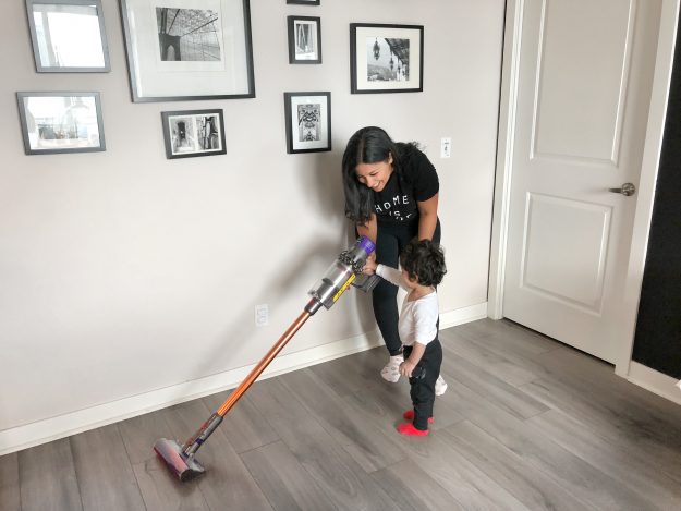 Review: Dyson Cyclone V10 Absolute Vacuum