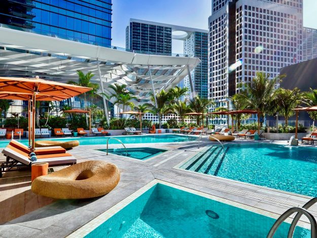 Miami Cabanas Worth Splurging On