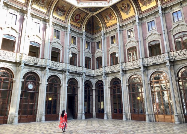 Palácio da Bolsa, Porto With A Baby Or Toddler - Portugal Travel